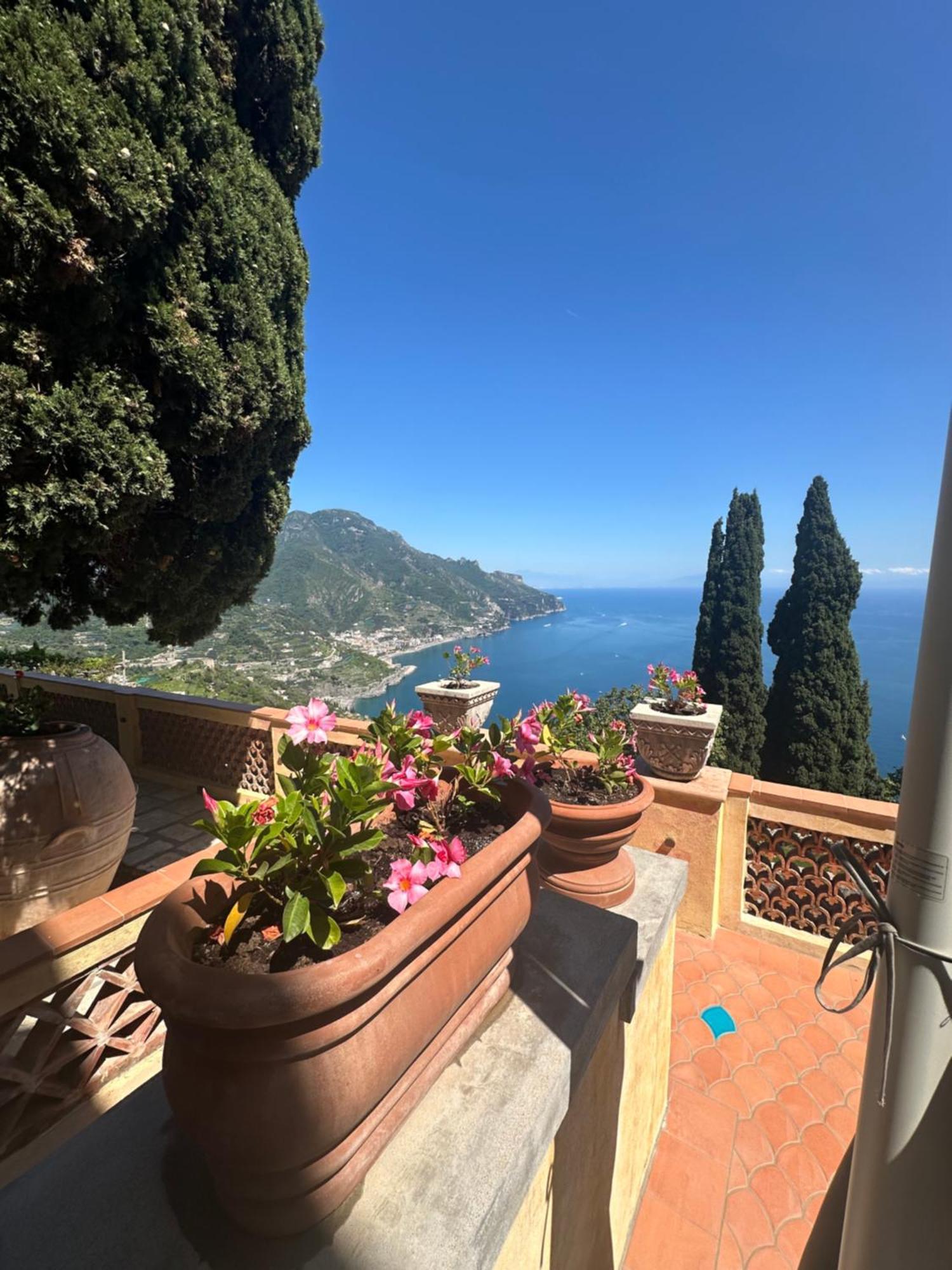 Villa Barluzzi Равело Екстериор снимка